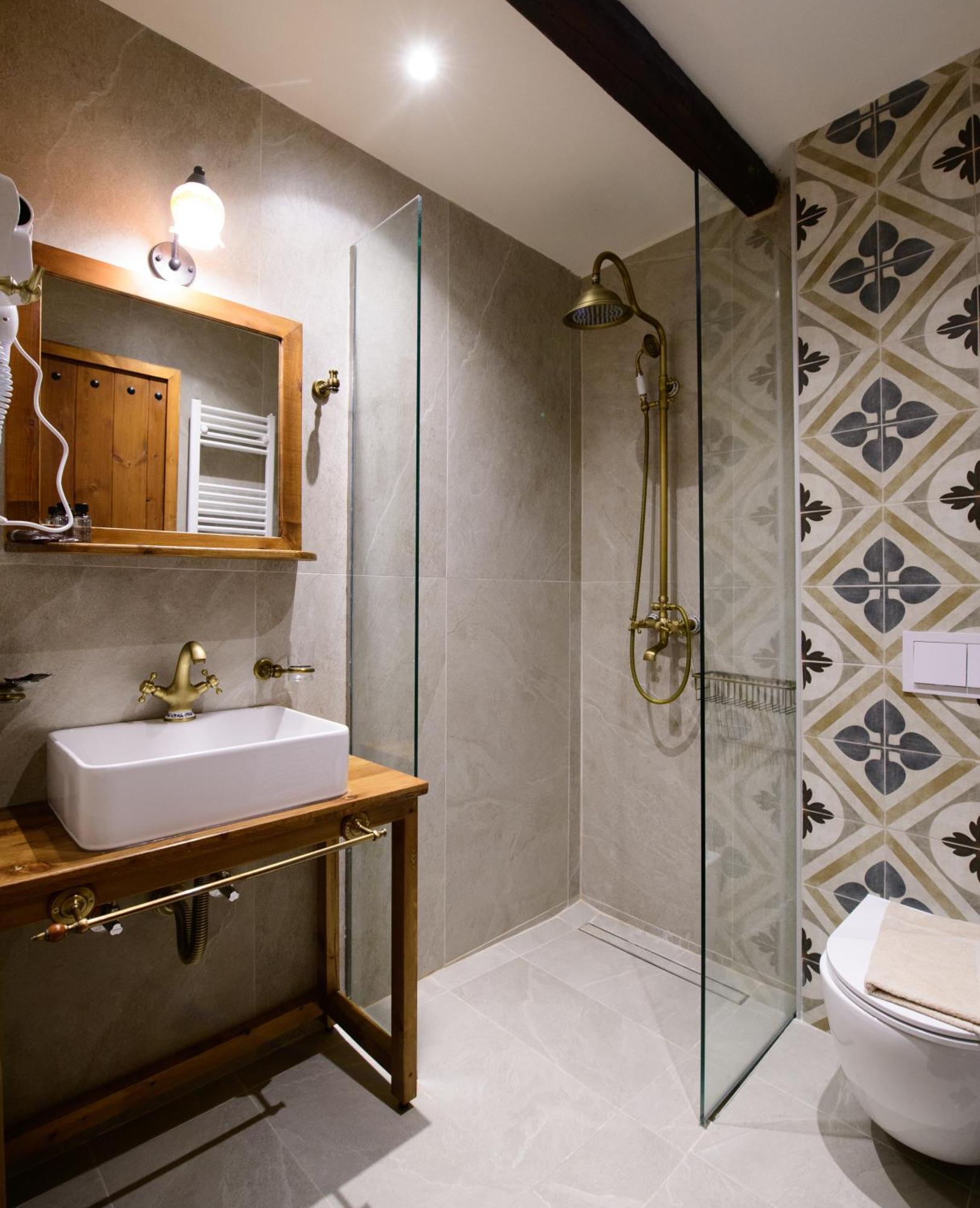 Agios Germanos Hotel Ngoại thất bức ảnh