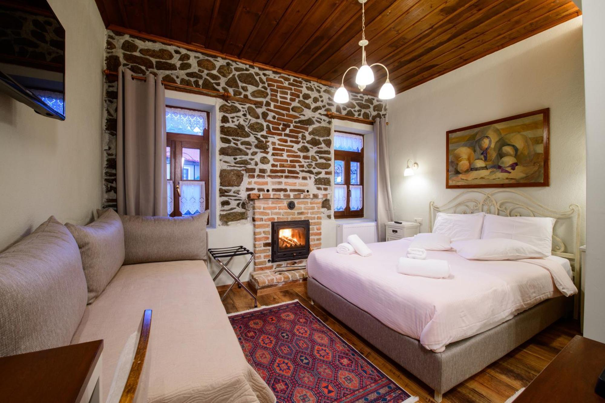 Agios Germanos Hotel Ngoại thất bức ảnh
