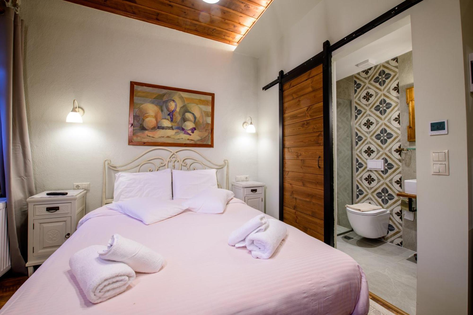 Agios Germanos Hotel Ngoại thất bức ảnh