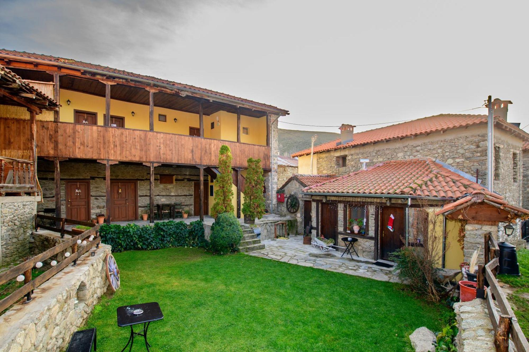 Agios Germanos Hotel Ngoại thất bức ảnh